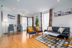 GuestReady - Gorgeous 2BR Home with Balcony in Queensbury